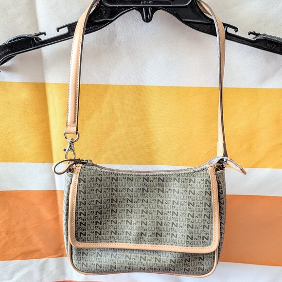 Nine West Shoulder Bag Monogram Gray Taupe Tan Purse Gold Tone Hardware Y2K - Picture 1 of 13